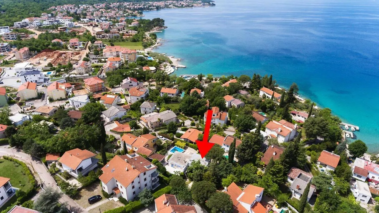 Apartments By The Sea Vantacici, Krk - 19279 Malinska